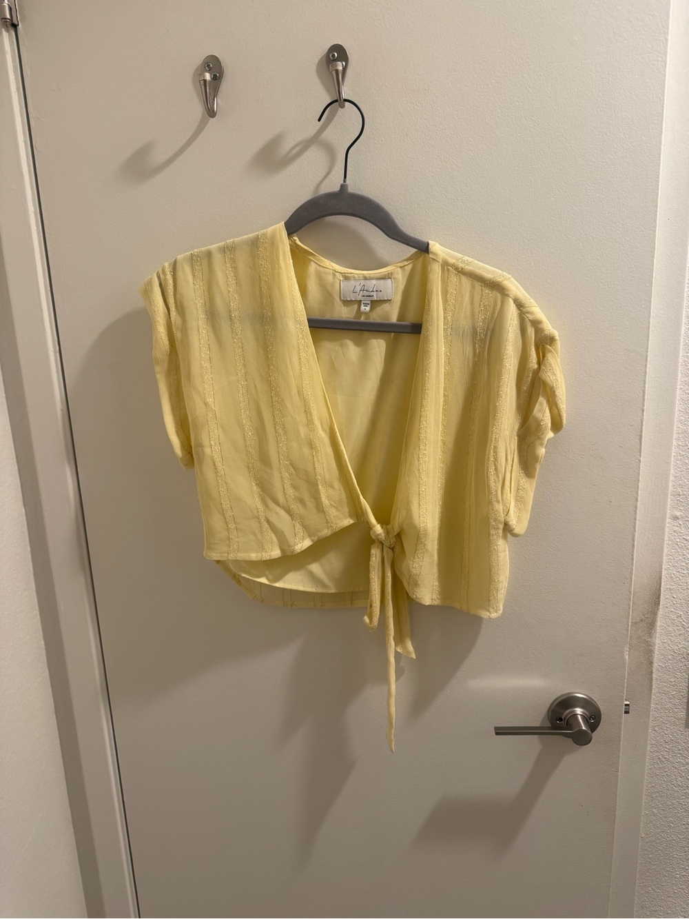 L'ATISTE Pale Yellow Tie-Front Cropped Top